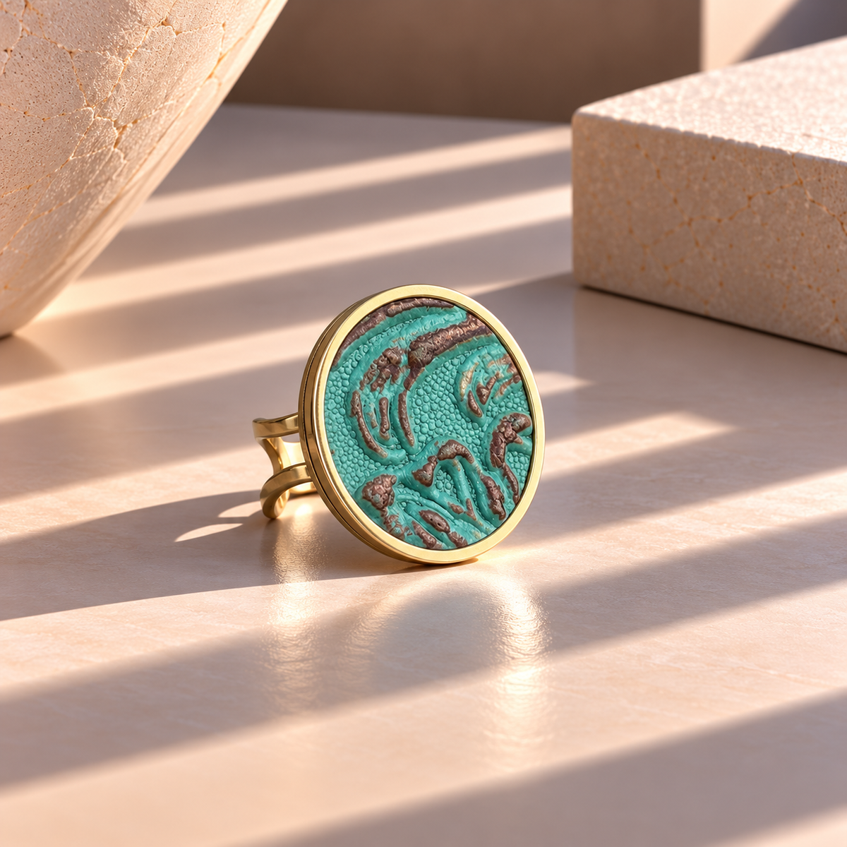 ROUND LEATHER RING