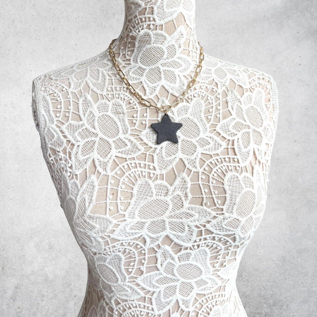 LEATHER STAR NECKLACE