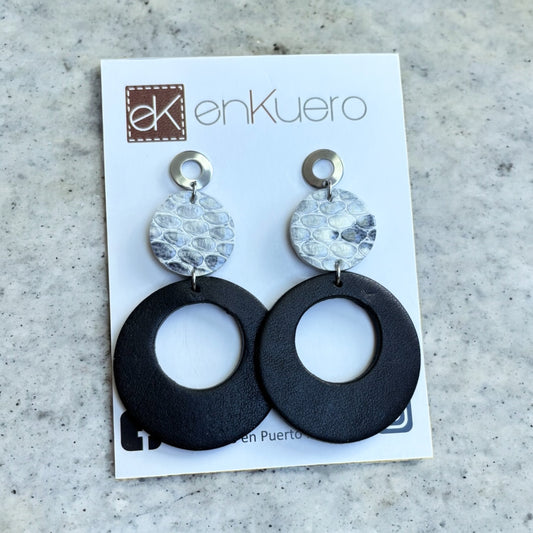 CUTOUT CIRCLES EARRINGS
