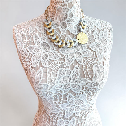 LEATHER LINKS NECKLACE