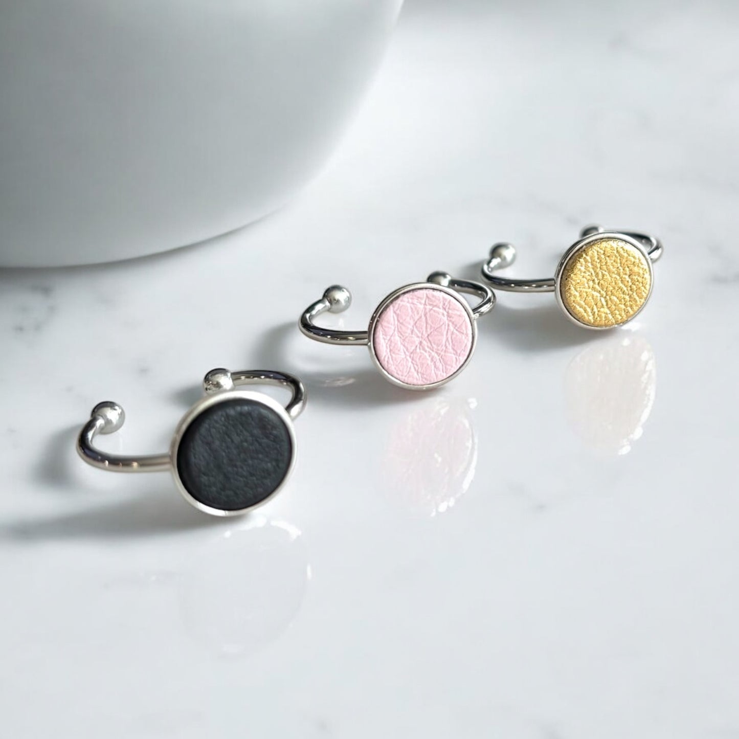 SMALL LEATHER RING SET