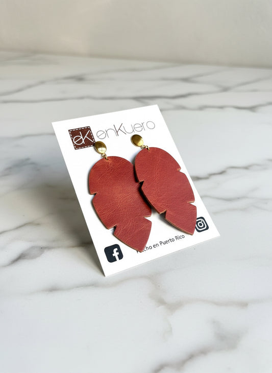 LEAF LEATHER EARRINGS