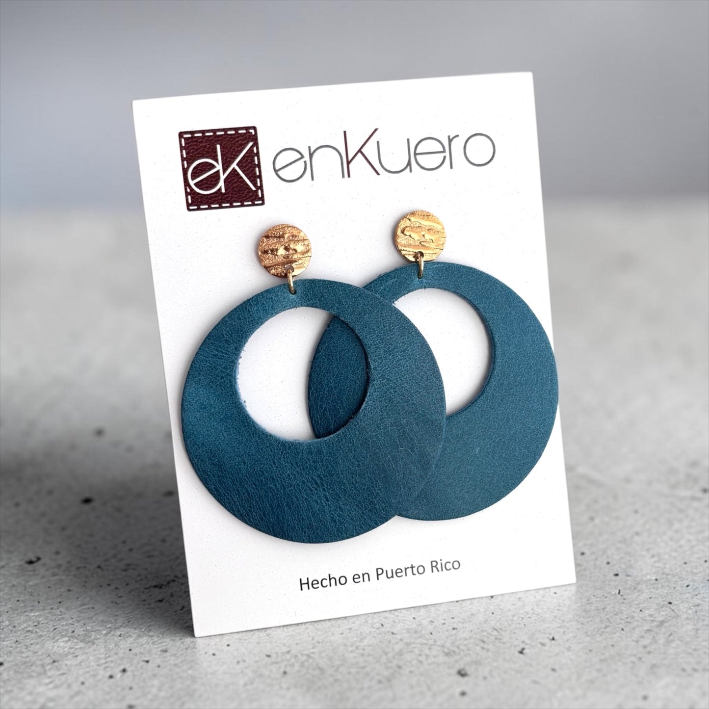ROUND CUTOUT EARRINGS