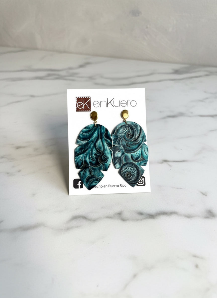 LEAF LEATHER EARRINGS