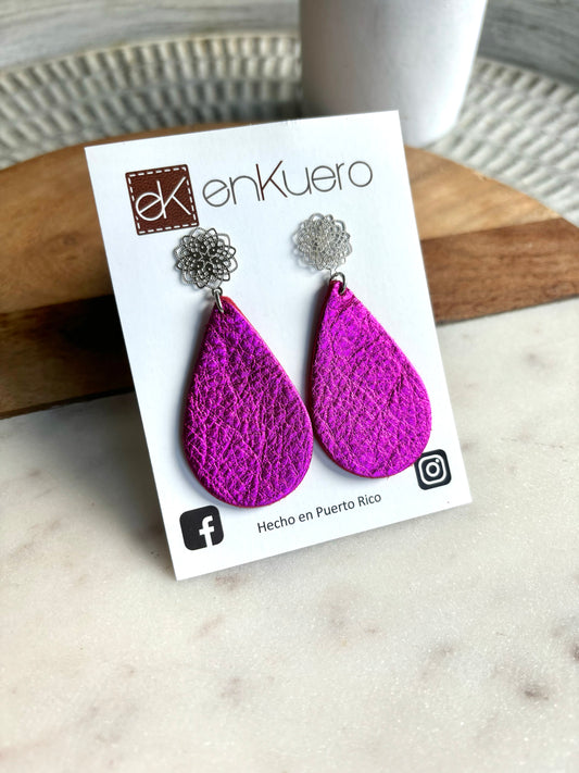 TEARDROP EARRINGS