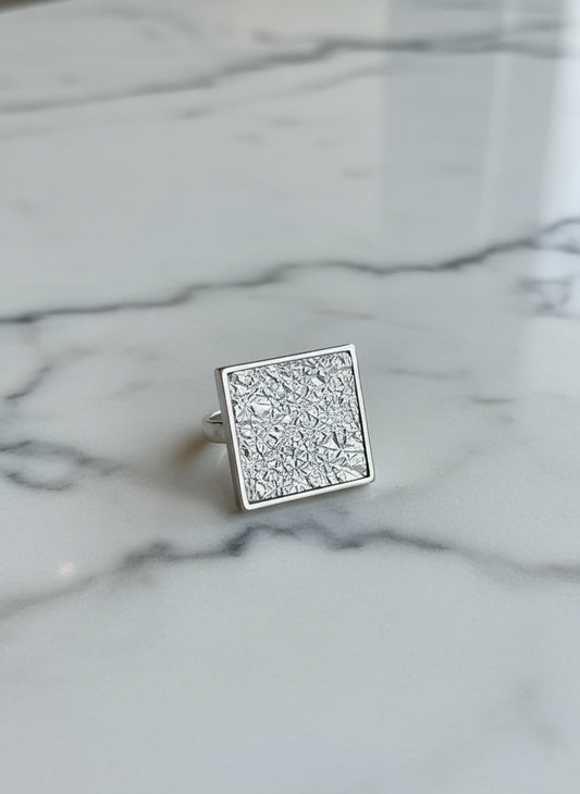 SQUARE LEATHER RING