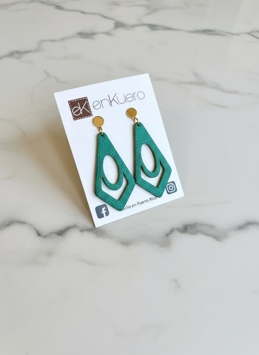 CUTOUT EARRINGS