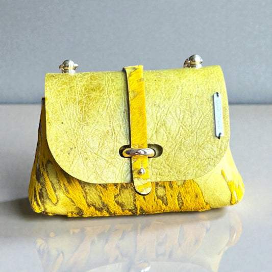 HAIR-ON MINI DAISY BAG