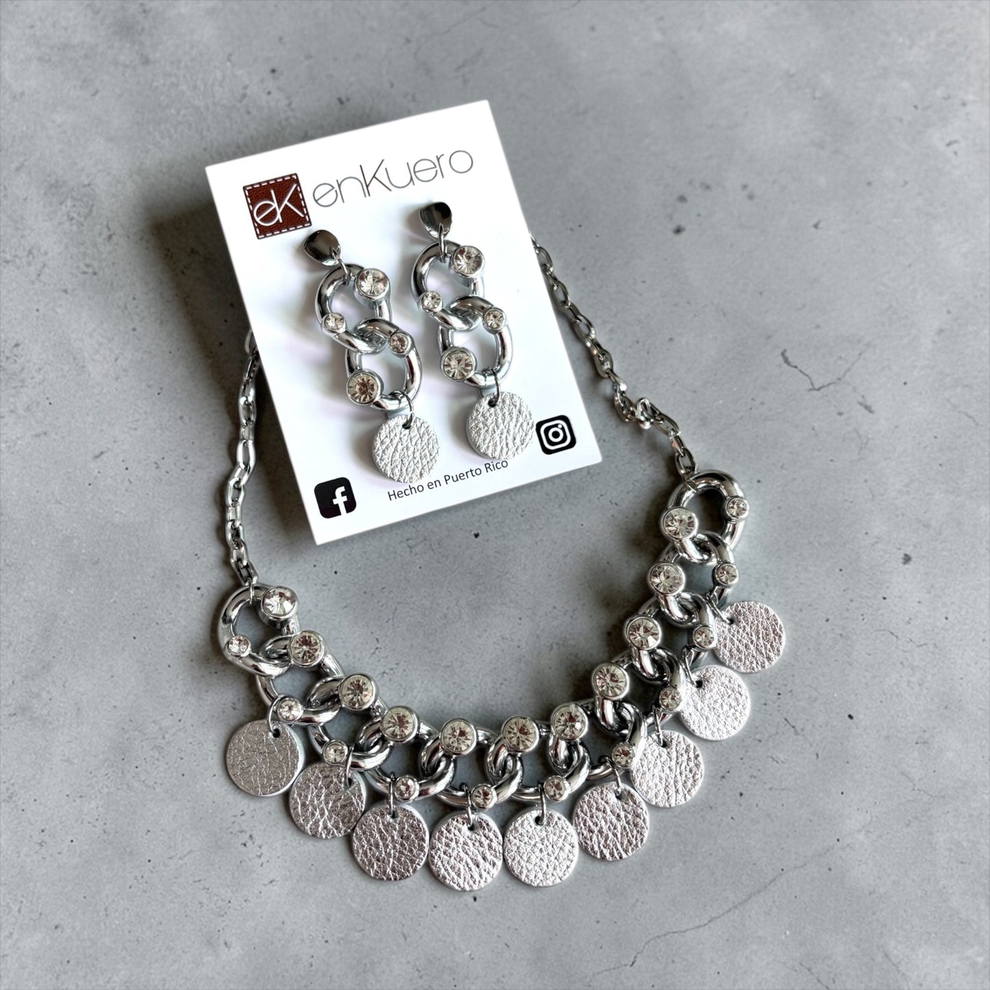 EARRINGS AND NECKLACE SET