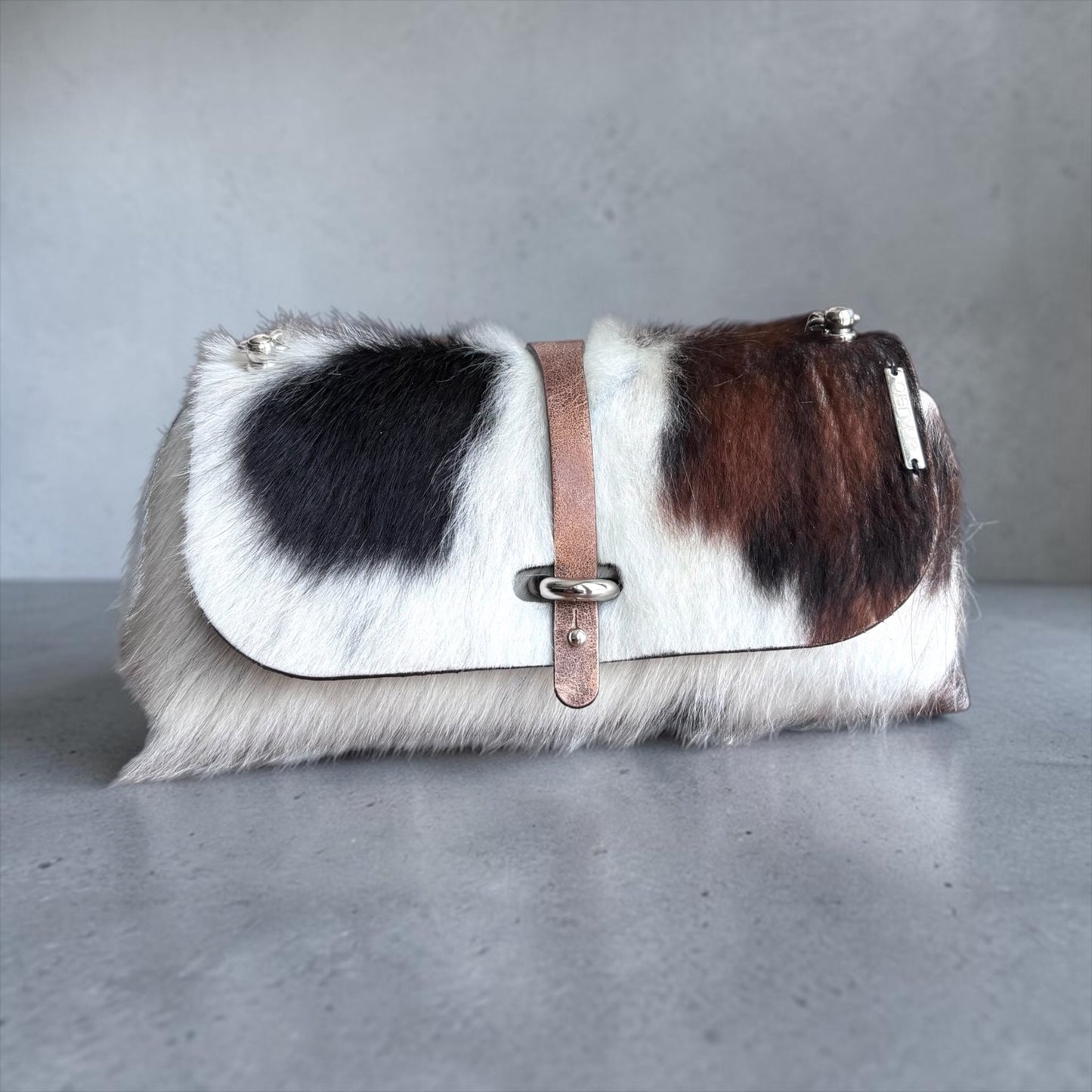 HAIR-ON DAISY BAG