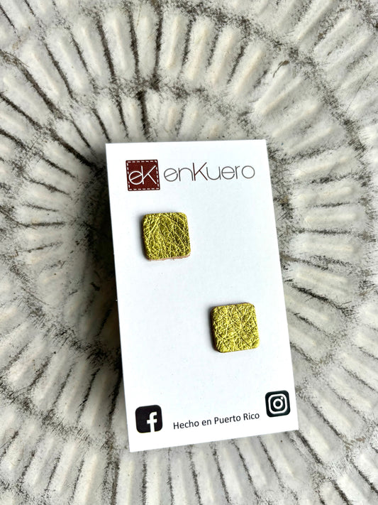 SQUARE STUD EARRINGS