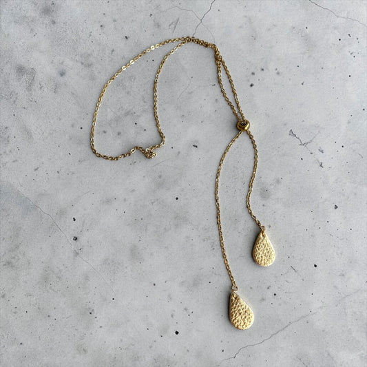 SLIDER TEARDROP NECKLACE