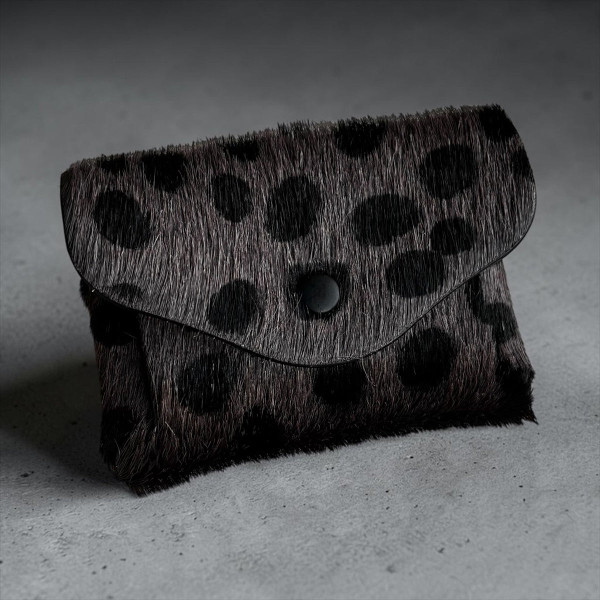 LEATHER CARD HOLDER