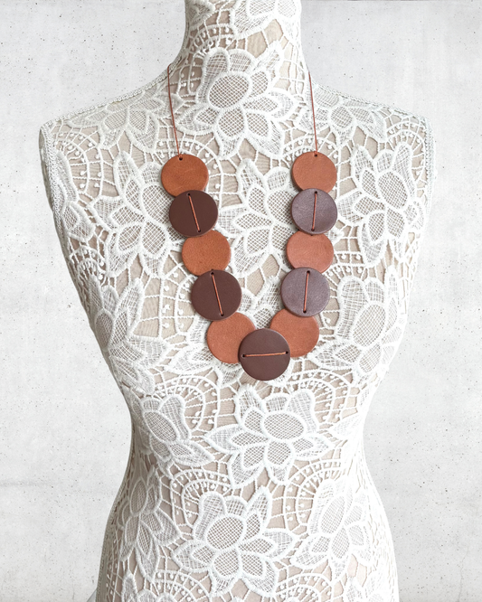 CIRCLES NECKLACE