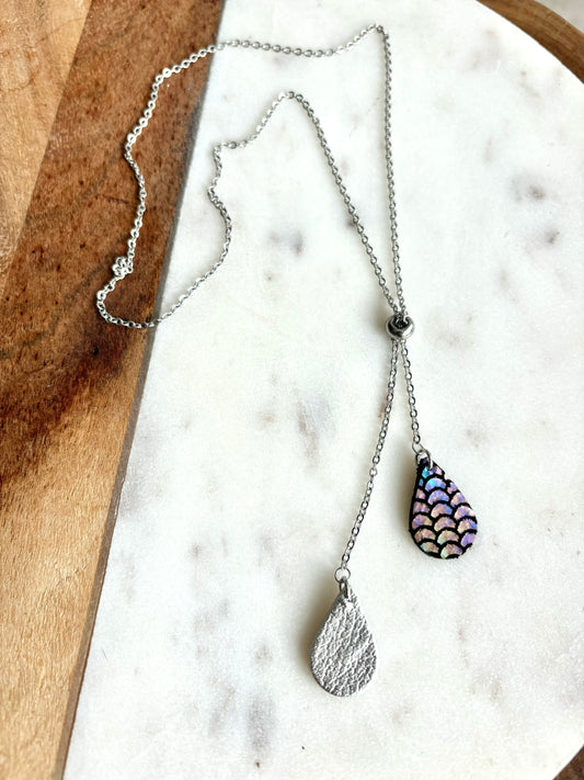 LEATHER TEARDROP NECKLACE