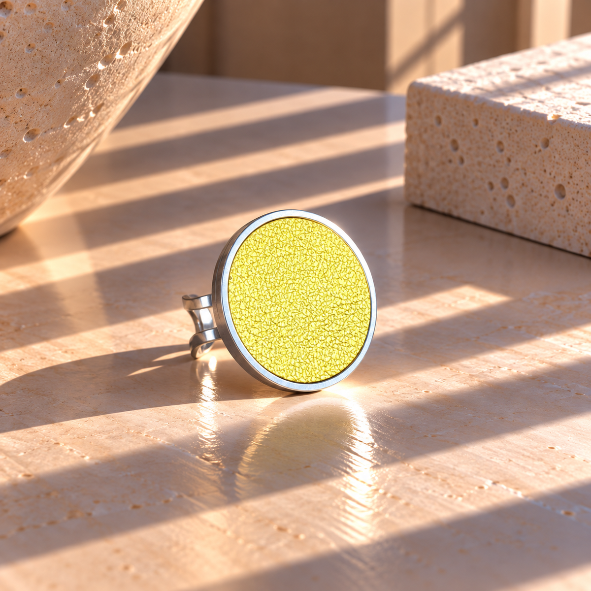 ROUND LEATHER RING