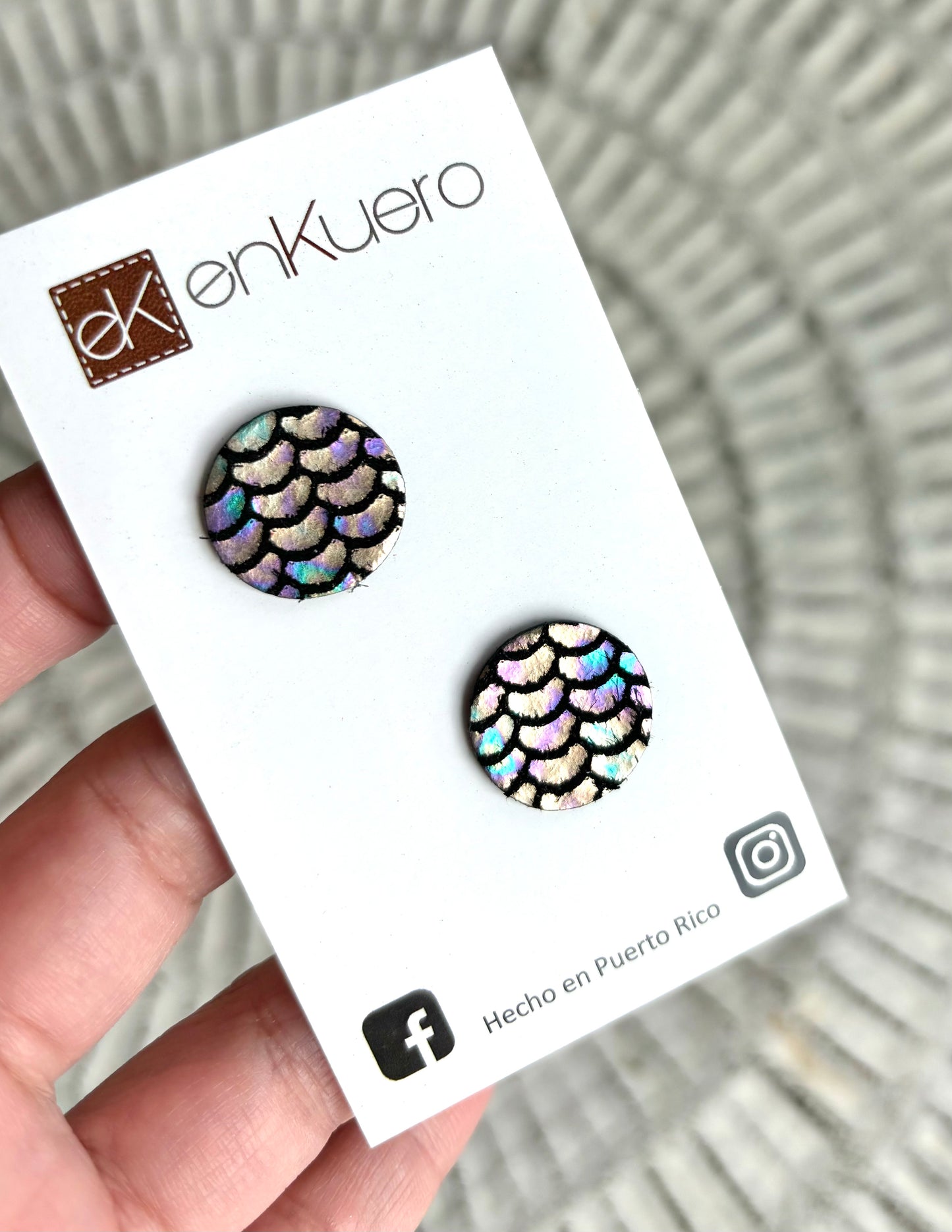 ROUND STUD EARRINGS