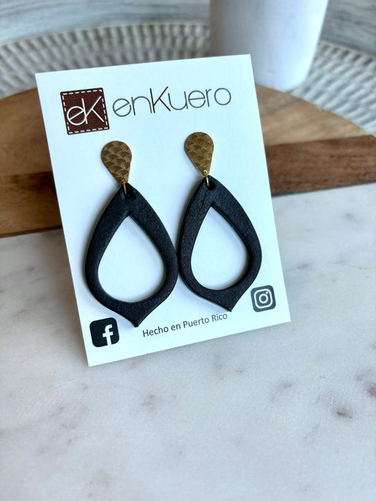 CUTOUT TEARDROP EARRINGS