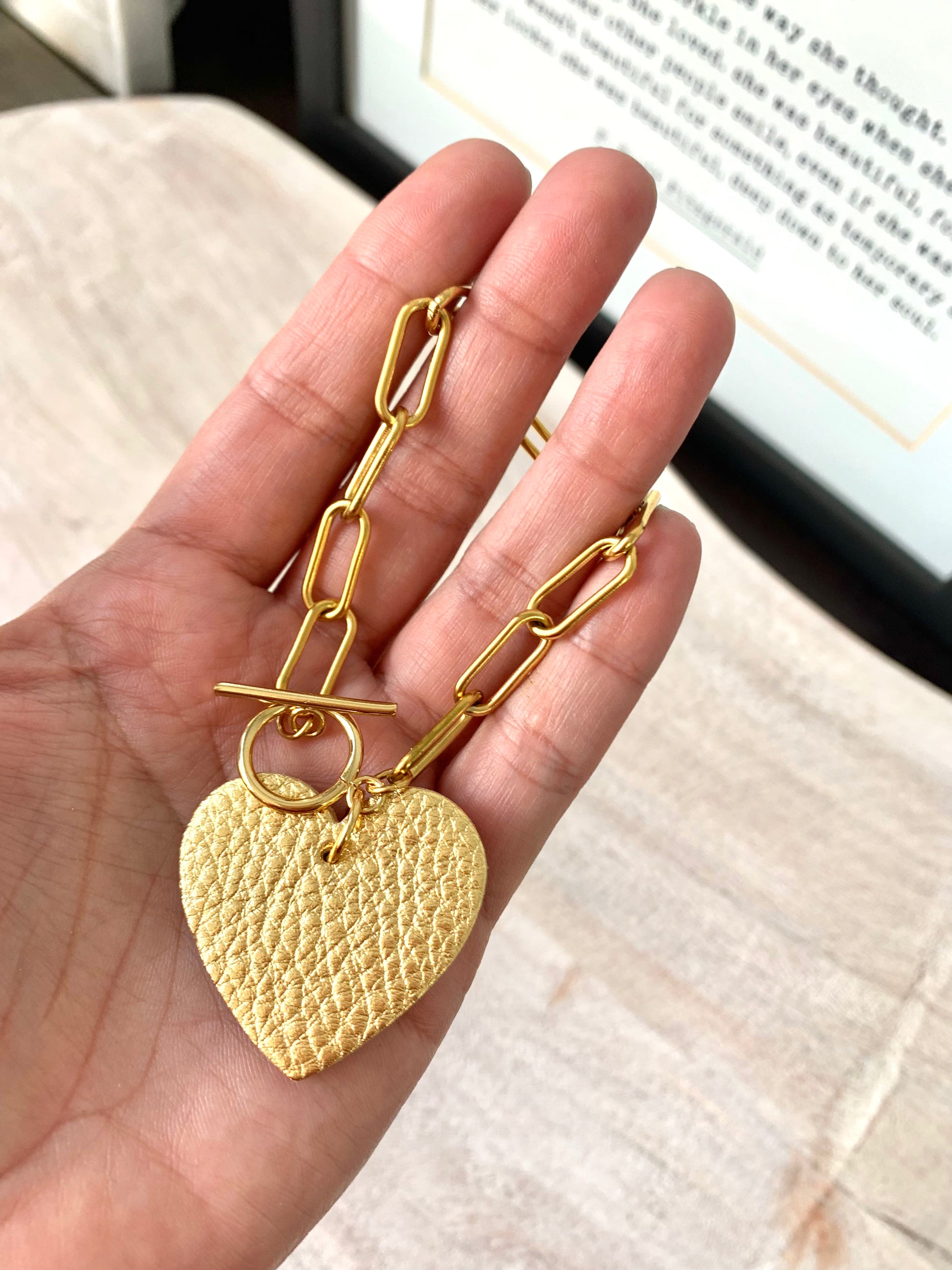 Leather online heart bracelet